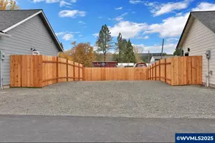 1088 38th Ave, Sweet Home, OR 97386 - Photo 43