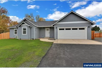 1088 38th Av, Sweet Home, OR 97386 - Photo 1