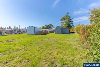 204 S 3rd St, Carlton, OR 97111 - Photo 33