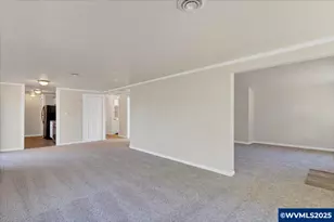 204 S 3rd St, Carlton, OR 97111 - Photo 9