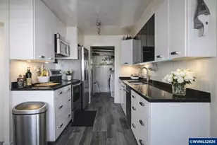 1305 20th St SE, Salem, OR 97302 - Photo 5