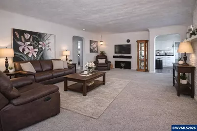 1305 20th St SE, Salem, OR 97302 - Photo 3