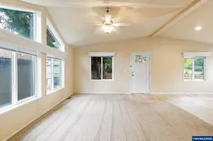 2125 Nocturne Ct SE, Salem, OR 97306 - Photo 9