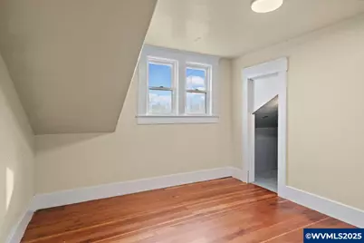 391 W 1st St, Halsey, OR 97348 - Photo 33