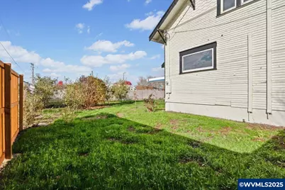 391 W 1st St, Halsey, OR 97348 - Photo 43