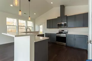 801 Quail Glenn Dr, Philomath, OR 97370 - Photo 9