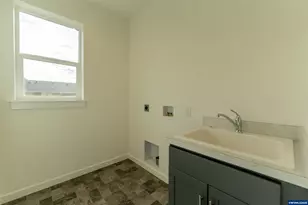 801 Quail Glenn Dr, Philomath, OR 97370 - Photo 19