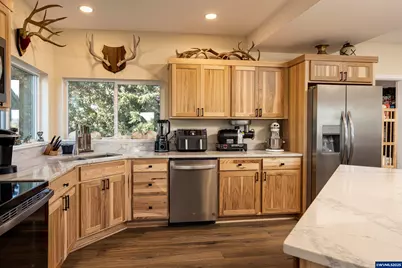 19800 SW Briedwell Rd, McMinnville, OR 97128 - Photo 9