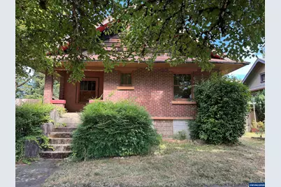 240 SE Davis St, McMinnville, OR 97128 - Photo 1