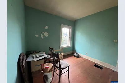 240 SE Davis St, McMinnville, OR 97128 - Photo 21