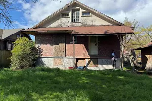 240 SE Davis St, McMinnville, OR 97128 - Photo 37