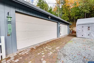 240 Pruden Hill Ln, Canyonville, OR 97417 - Photo 9