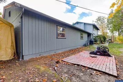 240 Pruden Hill Ln, Canyonville, OR 97417 - Photo 15