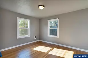 750 E Oak St, Lebanon, OR 97355 - Photo 17