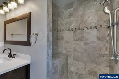 750 E Oak St, Lebanon, OR 97355 - Photo 7