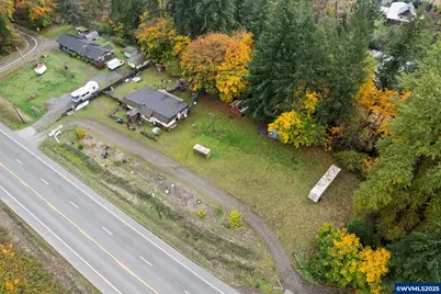 30210 North Santiam Hwy SE, Mill City, OR 97360 - Photo 13