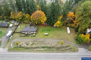 30210 North Santiam Hwy SE, Mill City, OR 97360 - Photo 15