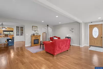 451 Oak Terrace St, Sweet Home, OR 97386 - Photo 9