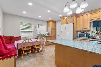 451 Oak Terrace St, Sweet Home, OR 97386 - Photo 15