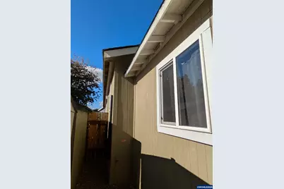 9700 SW Tualatin #5 Rd, Tualatin, OR 97062 - Photo 9