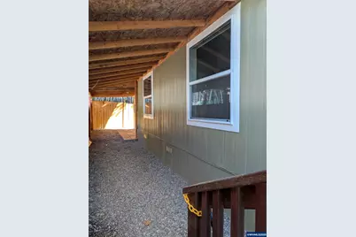 9700 SW Tualatin #5 Rd, Tualatin, OR 97062 - Photo 5