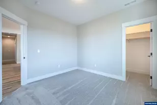 1231 Thunderbird Ave S, Salem, OR 97306 - Photo 31