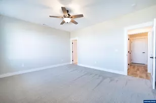 1231 Thunderbird Ave S, Salem, OR 97306 - Photo 35