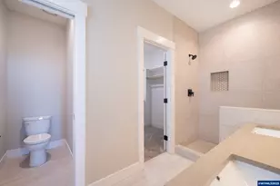 1231 Thunderbird Ave S, Salem, OR 97306 - Photo 11