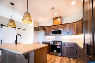 1231 Thunderbird Ave S, Salem, OR 97306 - Photo 21