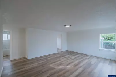 2194 Vaughn Av NE, Salem, OR 97301 - Photo 5