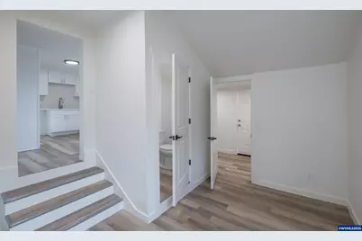 2194 Vaughn Av NE, Salem, OR 97301 - Photo 11