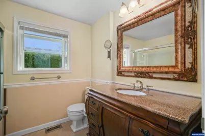 936 Kingwood Dr NW, Salem, OR 97304 - Photo 25