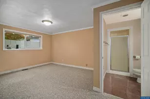 936 Kingwood Dr NW, Salem, OR 97304 - Photo 19