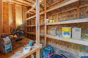 1550 Tierra Lynn Dr, Woodburn, OR 97071 - Photo 29