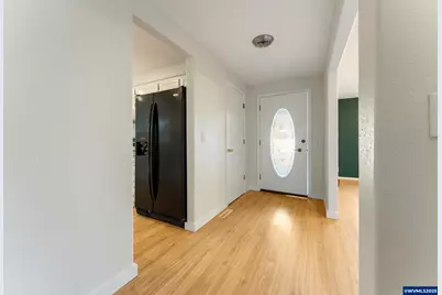 1550 Tierra Lynn Dr, Woodburn, OR 97071 - Photo 5