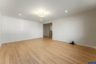 1550 Tierra Lynn Dr, Woodburn, OR 97071 - Photo 7