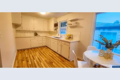 820 West Vista Av S, Salem, OR 97302 - Photo 5