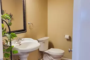 387 NE Rose Tree Dr, Sublimity, OR 97385 - Photo 19