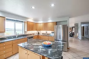 16000 Airlie Rd, Monmouth, OR 97361 - Photo 19