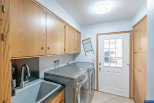 16000 Airlie Rd, Monmouth, OR 97361 - Photo 35
