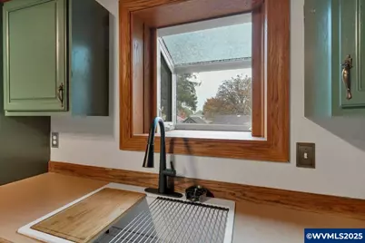 997 20th St SE, Salem, OR 97301 - Photo 17