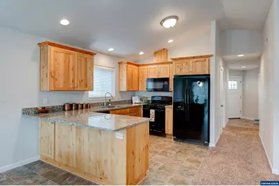 482 SE Isenberg St, Dallas, OR 97338 - Photo 5