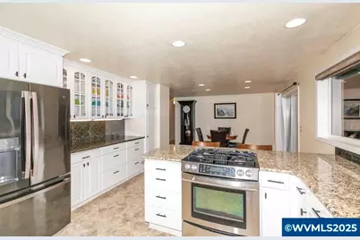 2918 Maranatha Ct SE, Turner, OR 97392 - Photo 11