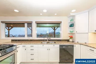 2918 Maranatha Ct SE, Turner, OR 97392 - Photo 13