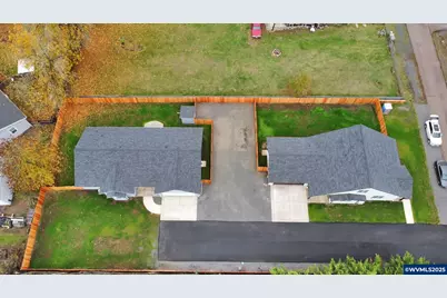 1090 38th Av, Sweet Home, OR 97386 - Photo 3