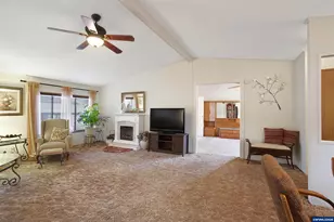 1307 S Water St, Silverton, OR 97381 - Photo 17