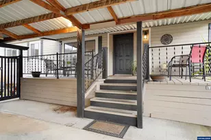 1307 S Water St, Silverton, OR 97381 - Photo 5