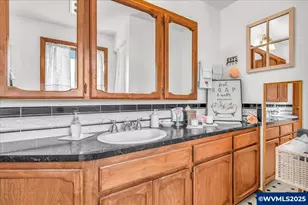 24312 Cardwell Hill Dr, Philomath, OR 97370 - Photo 37