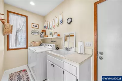 24312 Cardwell Hill Dr, Philomath, OR 97370 - Photo 39