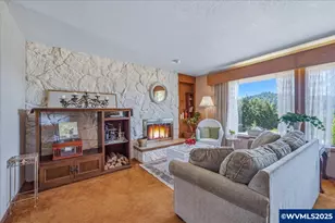 24312 Cardwell Hill Dr, Philomath, OR 97370 - Photo 9